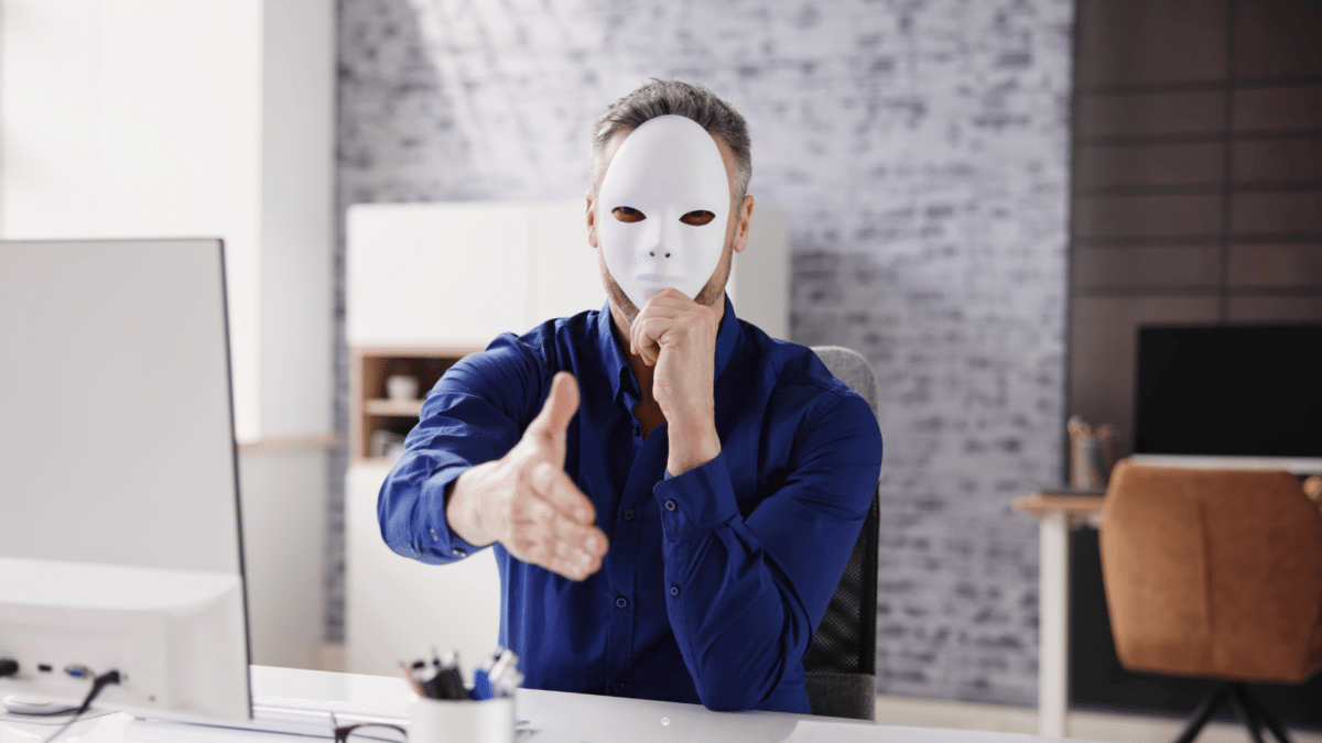 FTC Ban on Fake Reviews and Tackling AI-Generated Content: What E-Commerce Needs to Know